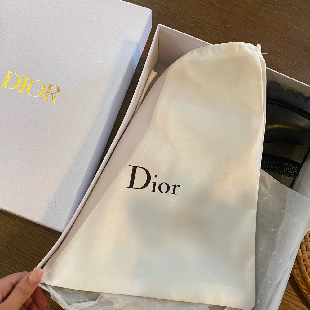 COPY - Christian Dior Boots - Picture 5 of 6